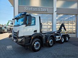 Iveco X-Way AD320X46BZ OFF 8x4 Hiab ULT26S53-W-ITF Alu