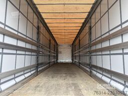 Schmitz Cargobull Curtainsider Mega Getränke