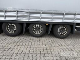 Schmitz Cargobull Curtainsider Mega Getränke