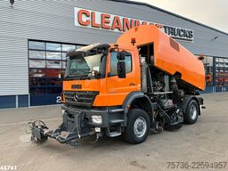 Mercedes-Benz Actros 1829 4x4 Bucher Cityfant 60 Links en rec...