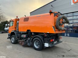 Mercedes-Benz Actros 1829 4x4 Bucher Cityfant 60 Links en rec...