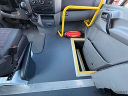 MERCEDES-BENZ Sprinter 313 Cdi 9Sitze+Rollstuhllift Klima Navi