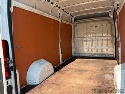 PEUGEOT Boxer 3.0 HDiF Maxi Klima Ahk Motor in Notlauf