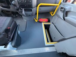 MERCEDES-BENZ Sprinter 313 Cdi 9Sitze+Rollstuhllift Klima Navi