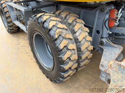 Takeuchi TB295W-1