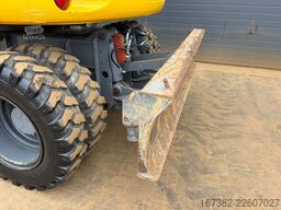 Takeuchi TB295W-1
