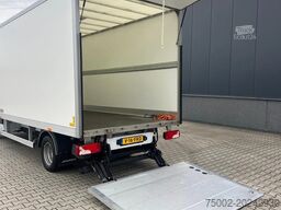 JEGGER UNUSED CLOSED BOX + DAUTEL TAILLIFT (750KG)