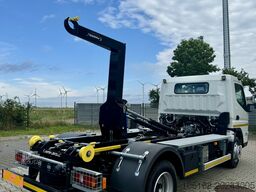Fuso Canter 9C18 Abrollkipper 67990 Euro