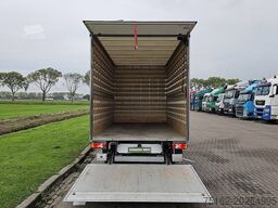 MERCEDES-BENZ SPRINTER 315 Bakwagen Laadklep!