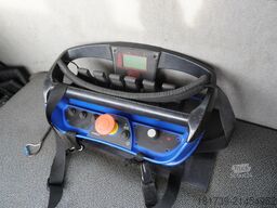 Renault C280 DTI 8 / FASSI crane 5.6T / range 8m