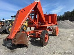 Brøyt X2 excavator w/bucket (Nostalgia!)