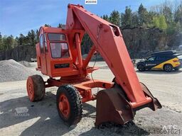 Brøyt X2 excavator w/bucket (Nostalgia!)