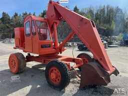 Brøyt X2 excavator w/bucket (Nostalgia!)