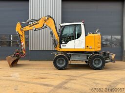 Liebherr 910