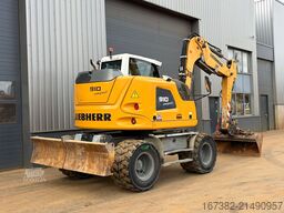 Liebherr 910