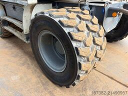 Liebherr A910 Compact