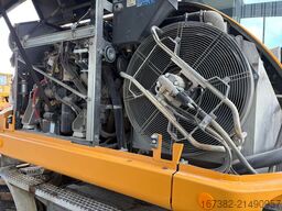 Liebherr A910 Compact