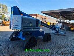 Genie S-45 Trax 4x4