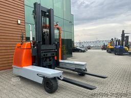 Combilift Hubtex DQ45/Only 3310 h/Telscopic forks