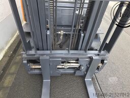 Doosan D25S-5