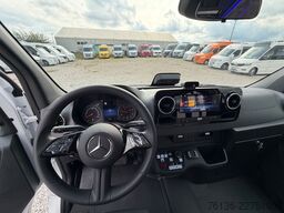 MERCEDES-BENZ Sprinter 16+27 Mittelniederflur Linien Rollstuhl