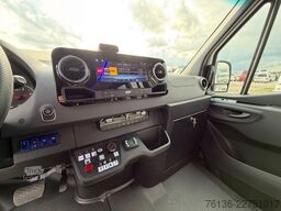 MERCEDES-BENZ Sprinter 16+27 Mittelniederflur Linien Rollstuhl