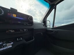 MERCEDES-BENZ Sprinter 16+27 Mittelniederflur Linien Rollstuhl