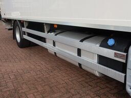 Volvo FM 330 Bakwagen + DHollandia 1500 kg