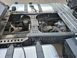 MERCEDES-BENZ MERCEDES ACTROS 1851 Prime