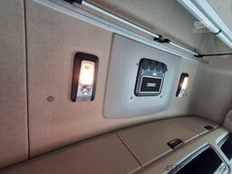 MERCEDES-BENZ MERCEDES ACTROS 1851 Prime