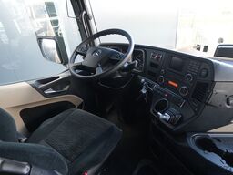 Mercedes-Benz Actros 1942 tractor unit with compressor