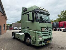 Mercedes-Benz Actros 1842 4X2 Streamspace Side skirts 2x tank...