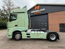 Mercedes-Benz Actros 1842 4X2 Streamspace Side skirts 2x tank...