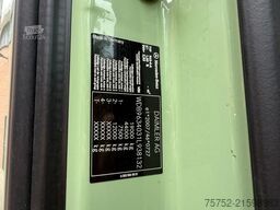 Mercedes-Benz Actros 1842 4X2 Streamspace Side skirts 2x tank...