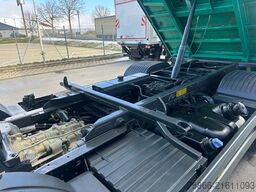 MERCEDES-BENZ 821 K Atego Meiller 3 Seiten 2xAHK