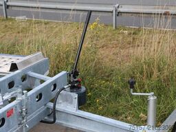 BLYSS Autotransporter 460x203cm 2500kg zGG