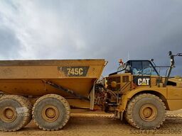 Caterpillar 745 C