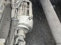 Mercedes-Benz Actros 1842