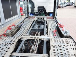 Volvo FM 330 5 car transporter KASSBOHRER, 4x2