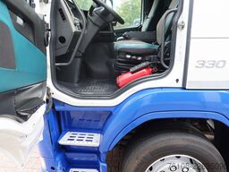 Volvo FM 330 5 car transporter KASSBOHRER, 4x2