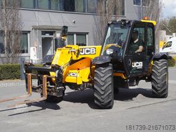 JCB 526-56 AGRI Plus / 5.6 m / joystick