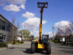JCB 526-56 AGRI Plus / 5.6 m / joystick