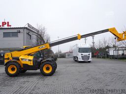 JCB 535-95 / 3.5 T / range 9.5 m / joystick