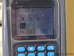 Komatsu PW180-7K