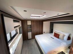 MERCEDES-BENZ 2651 PROCABIN STX MOTORHOME