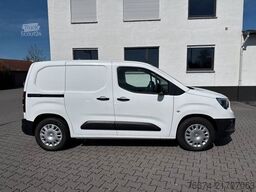 OPEL Combo E Cargo - e Edition 50Kwh 11kW Kamera AHK