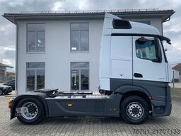 MERCEDES-BENZ Actros 1843 LS_ StreamSpace_ Retarder_ 2x Tank