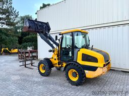 JCB 406 / 2018 BJ / 2.320 H / Schaufel + Gabel