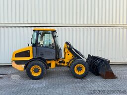 JCB 406 / 2018 BJ / 2.320 H / Schaufel + Gabel