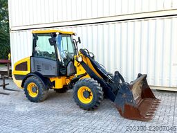 JCB 406 / 2018 BJ / 2.320 H / Schaufel + Gabel